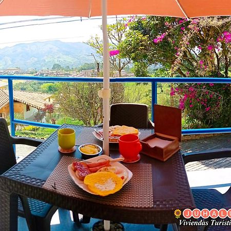 ᒍᑌᕼᗩᒪᑌ Hotel Jericoc  Exterior photo