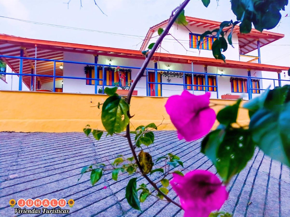 ᒍᑌᕼᗩᒪᑌ Hotel Jericoc  Exterior photo