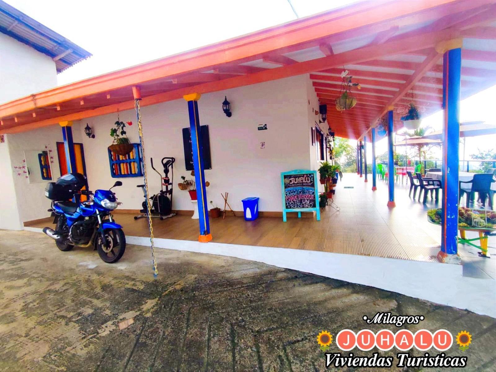 ᒍᑌᕼᗩᒪᑌ Hotel Jericoc  Exterior photo