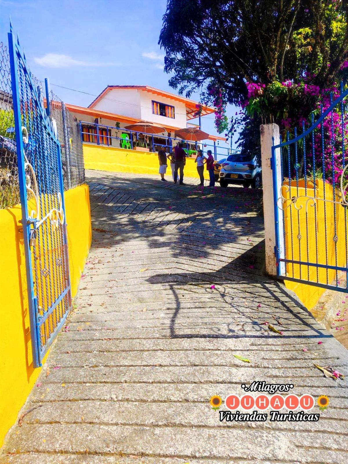 ᒍᑌᕼᗩᒪᑌ Hotel Jericoc  Exterior photo